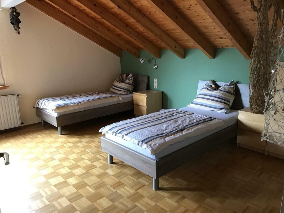 Messe Cgn/Dus Grossraeumige Wohnung In Guter Verkehrslage Leverkusen Esterno foto